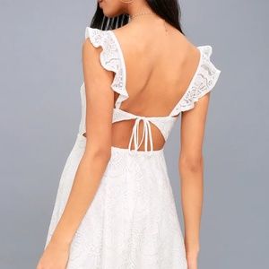 White lace Dress ( Lulus )